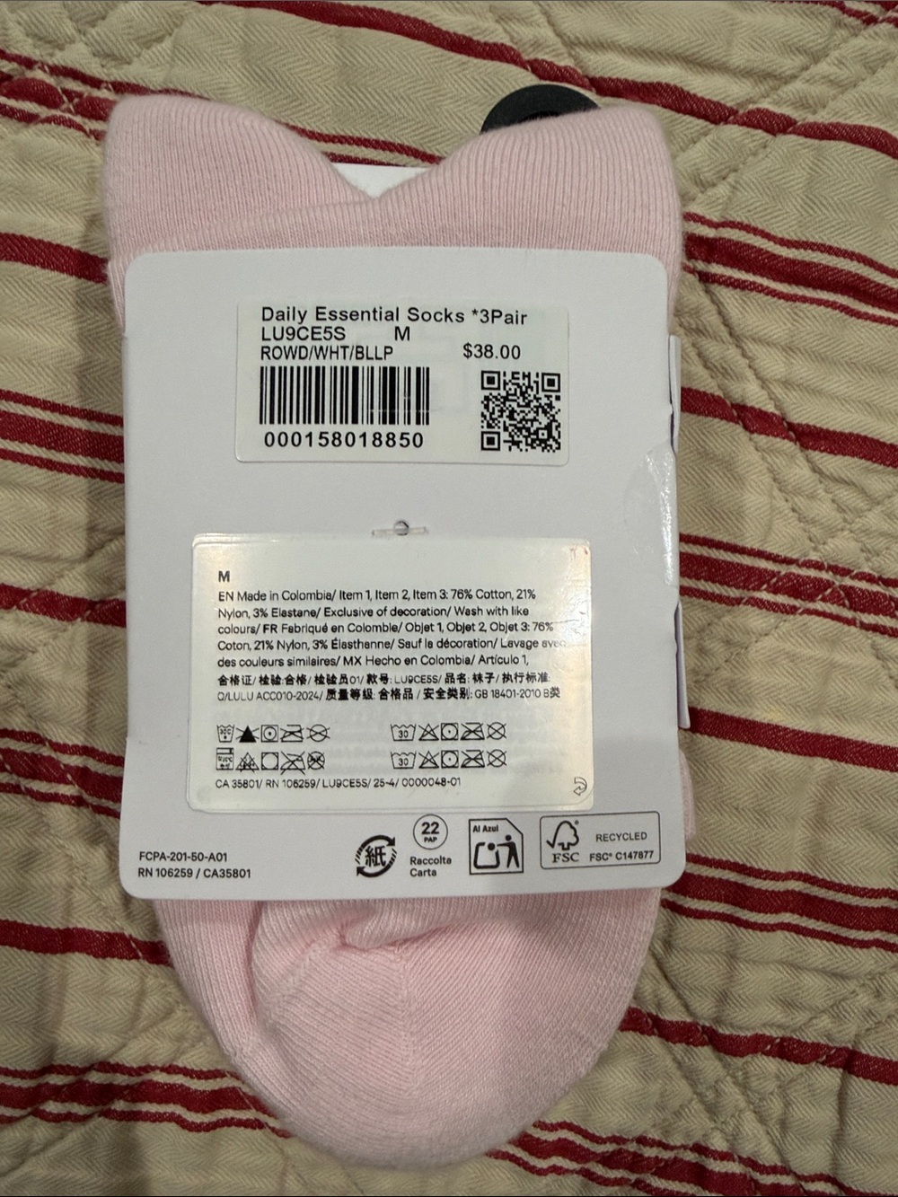lululemon athletica Daily Essential Quarter-Length Socks - 3 Pack - Picture 3 of 3